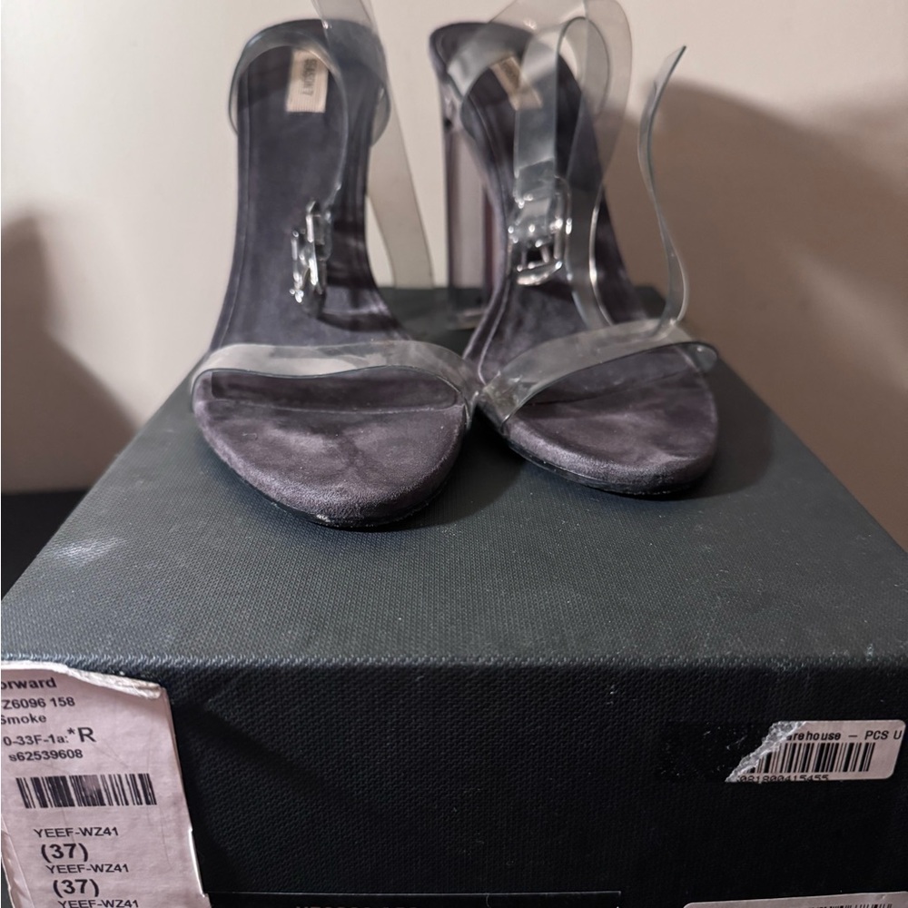 Yeezy Season 7 smoke pumped heels - Picture 5 of 6